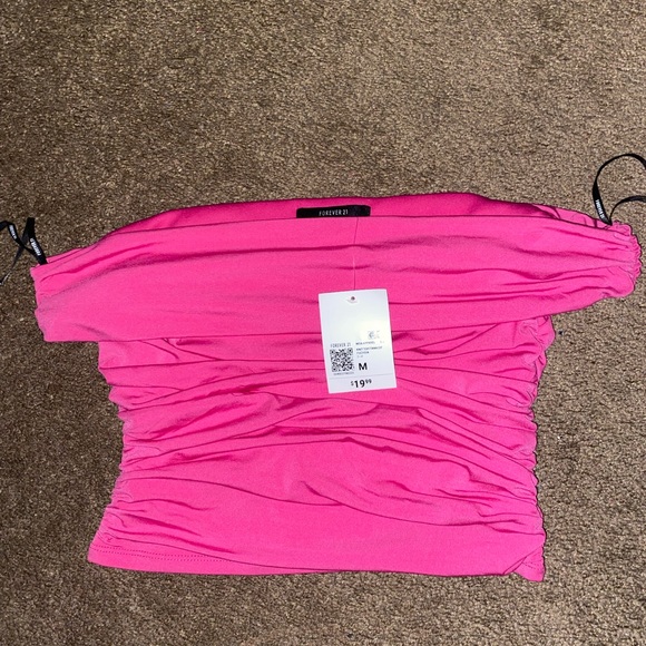 Forever21 rushed off the shoulder pink crop top - Picture 1 of 4